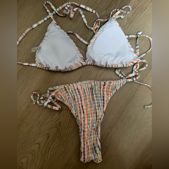 SHEIN Multicolor Striped String Bikini - Picture 2 of 2
